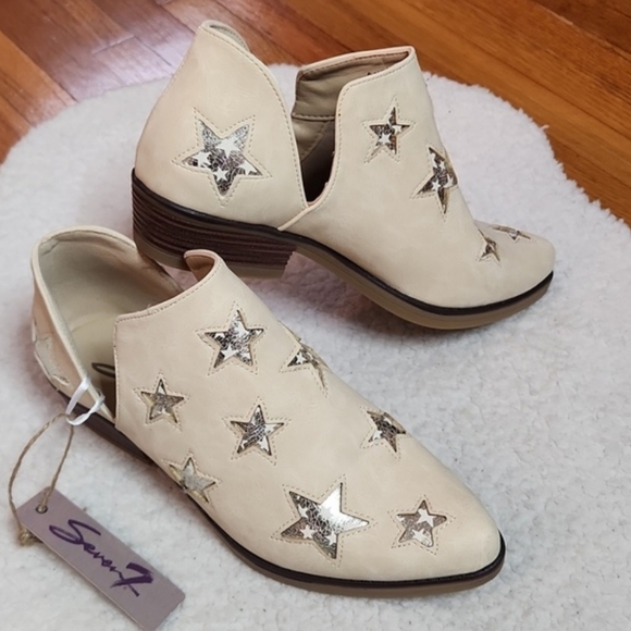 Seven7 Austin Ankle Bootie Faux Suede Leather - Picture 9 of 13